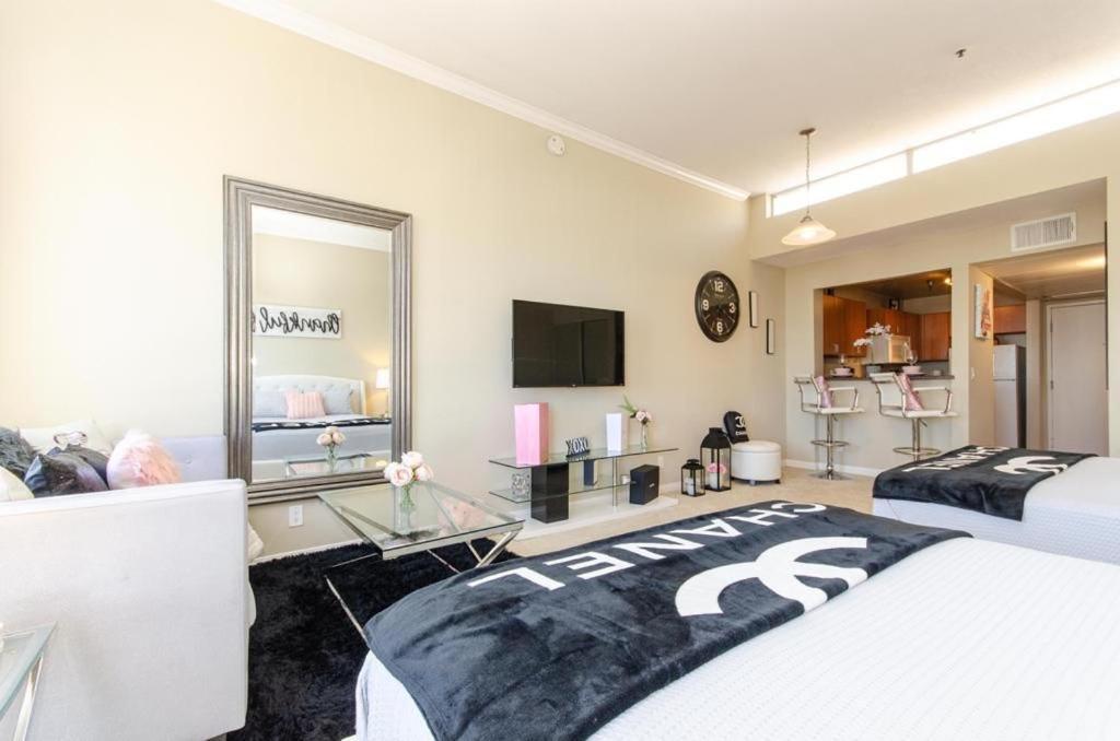 Loft Apartments At Hollywood Free Parking Close To Studios Universal Los Angeles Extérieur photo